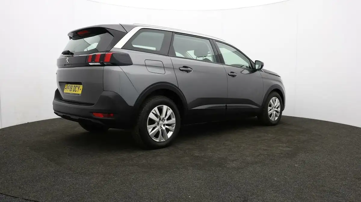 2018-peugeot-5008-suv-12-puretech-active-big-24