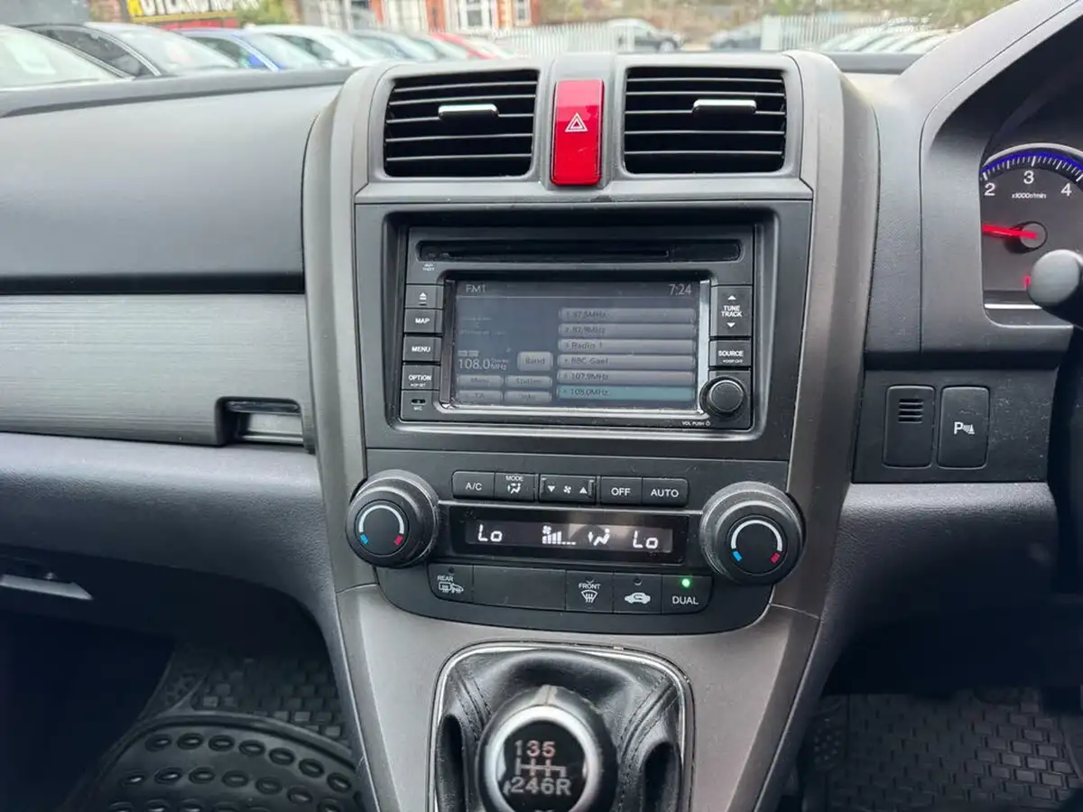 2012-honda-cr-v-22td-set-big-30