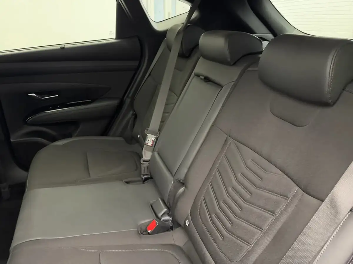 2024-hyundai-tucson-16-t-gdi-premium-252ps-phev-two-tone-roof-auto-big-12