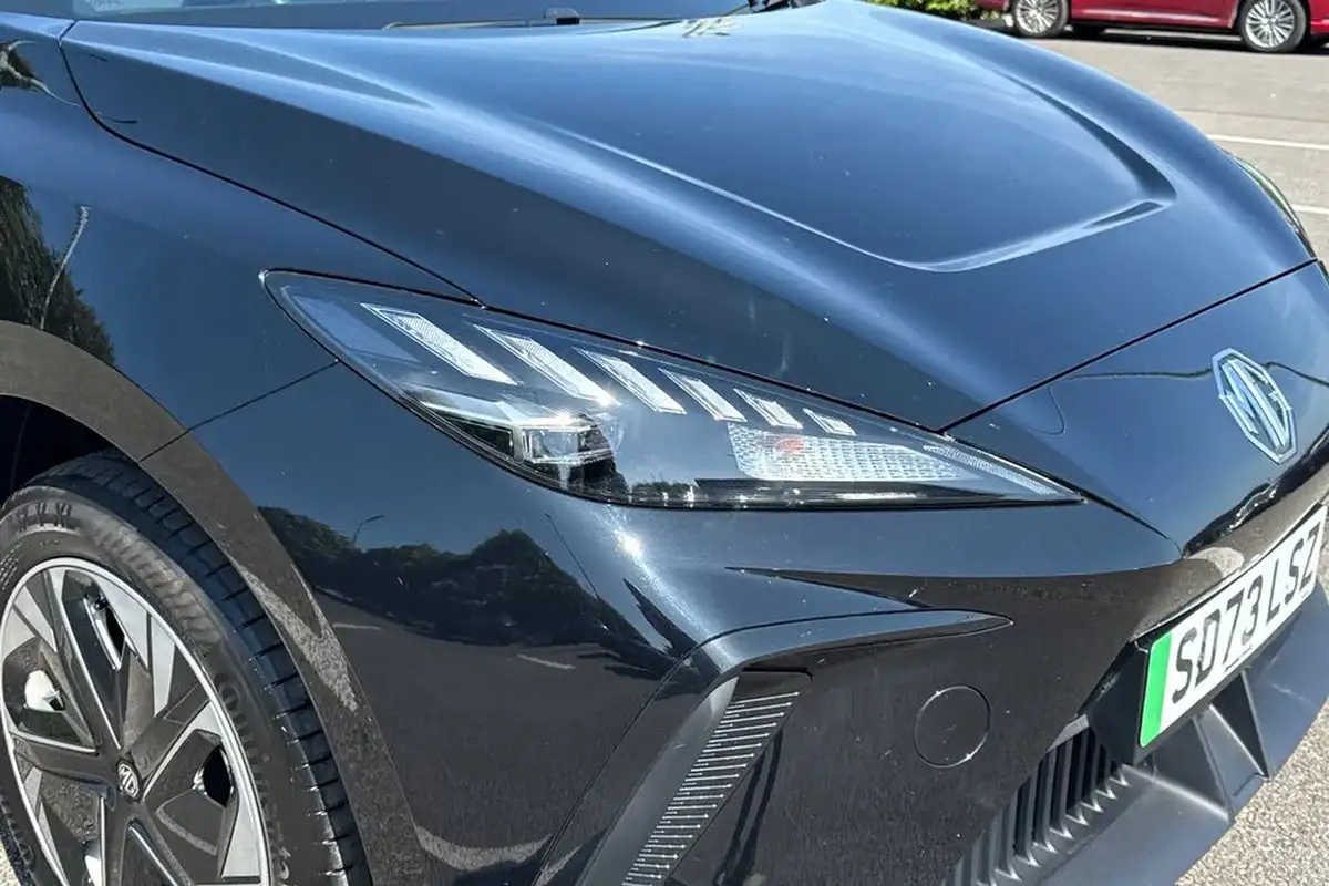 2023-mg-mg4-e-se-ev-203ps-long-big-8