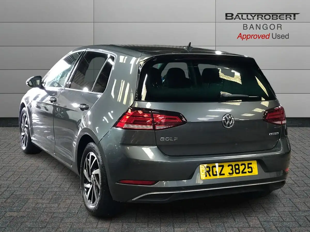 2020-volkswagen-golf-15-tsi-match-edition-130ps-hatchback-big-1