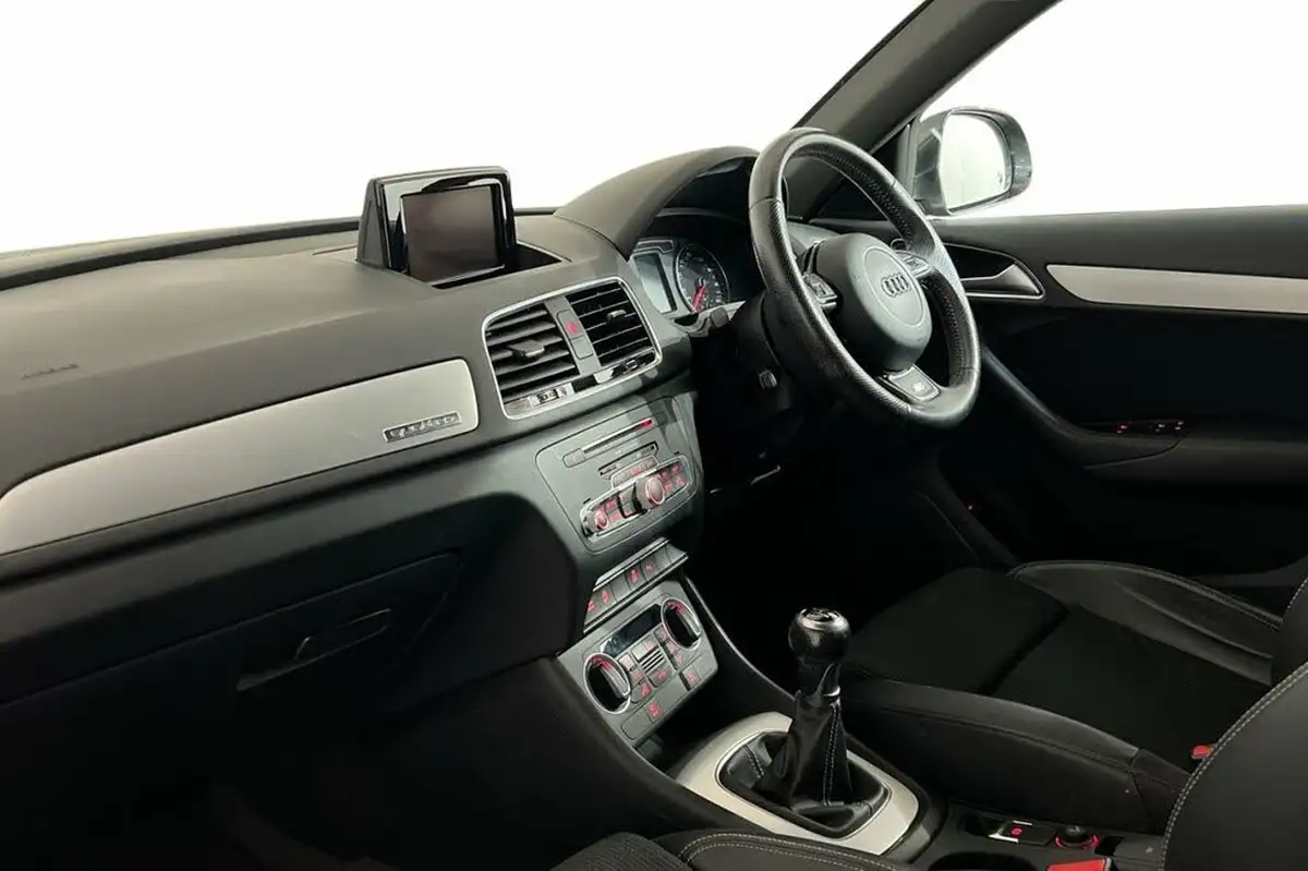 2017-audi-q3-20-tdi-quattro-s-line-edition-150ps-big-8