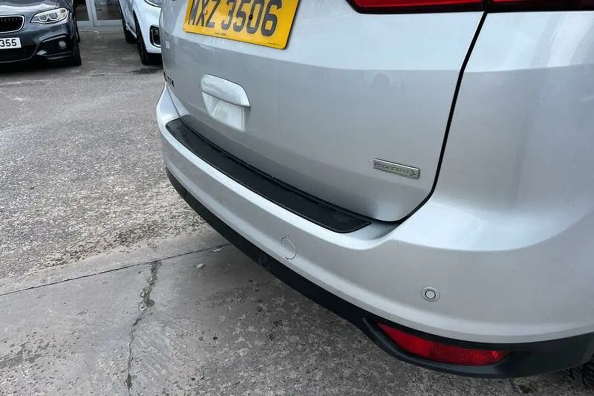 2018-ford-c-max-10t-titanium-125ps-big-39