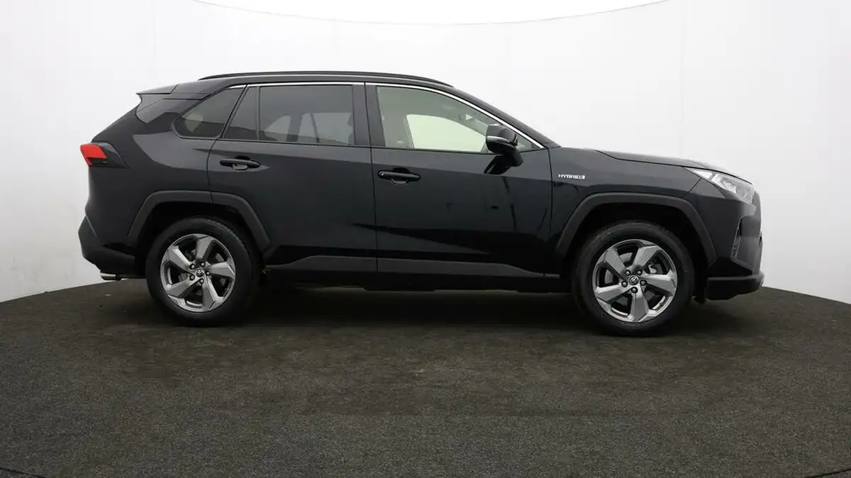2021-toyota-rav4-25-vvt-i-design-215bhp-big-28