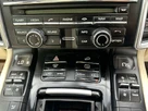 2013-porsche-cayenne-30td-small-21