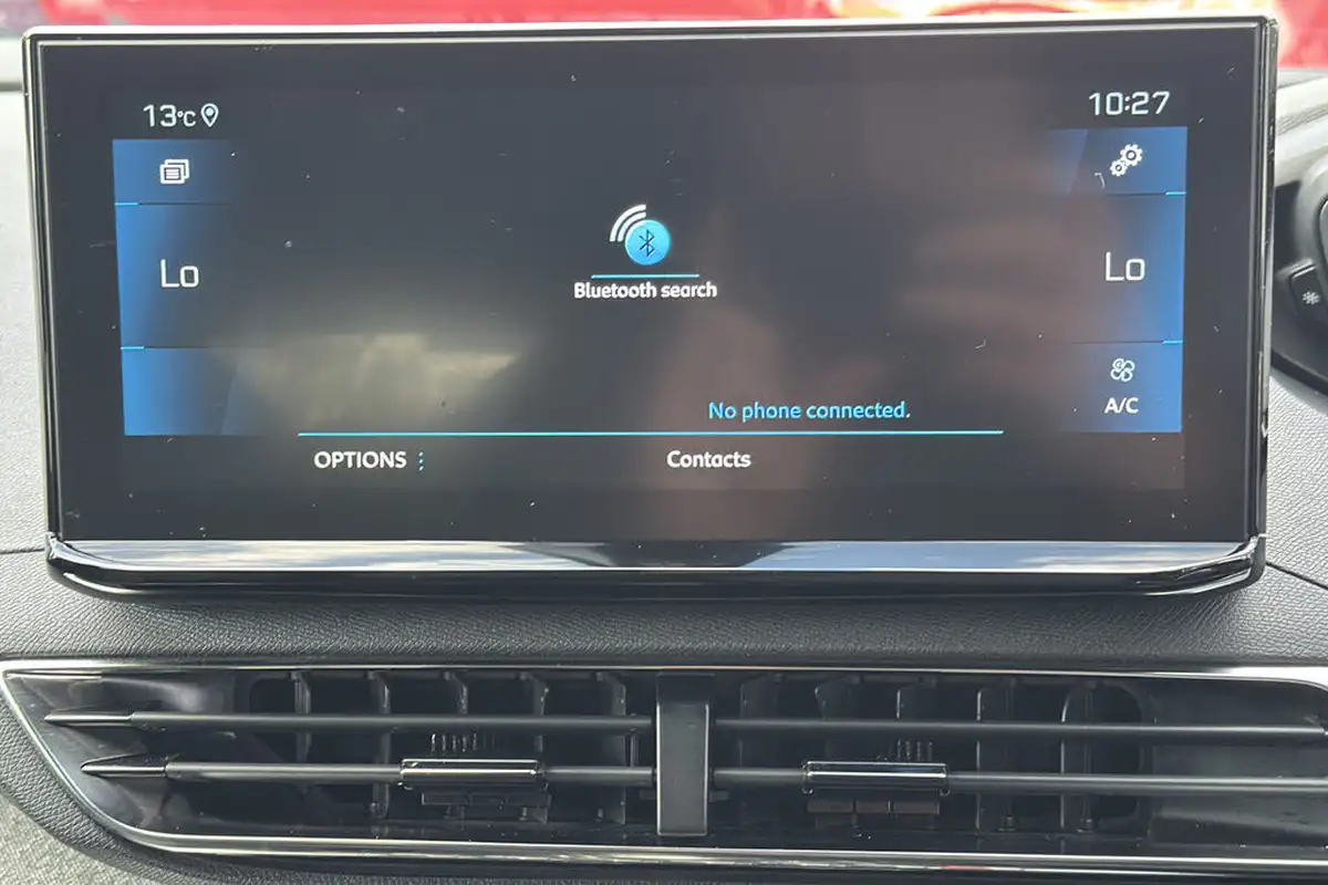 2023-peugeot-3008-suv-12-puretech-allure-premium-eat8-big-18