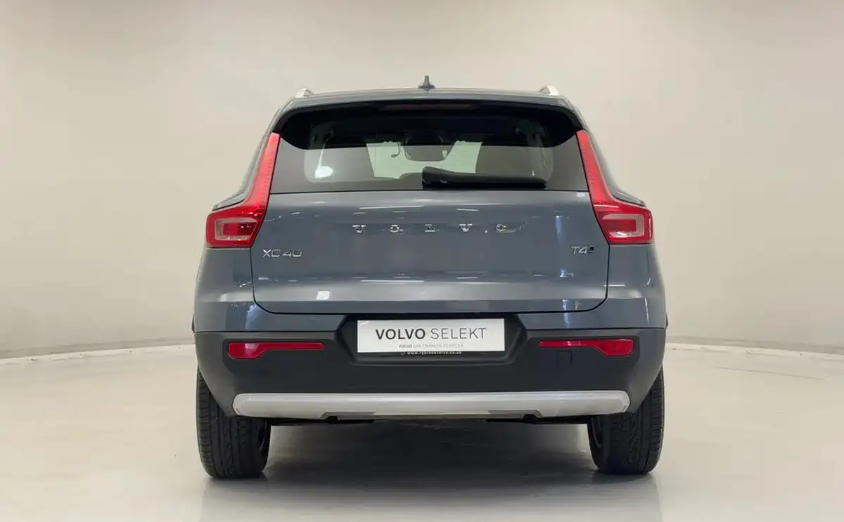 2019-volvo-xc40-20-t4-momentum-pro-awd-big-6