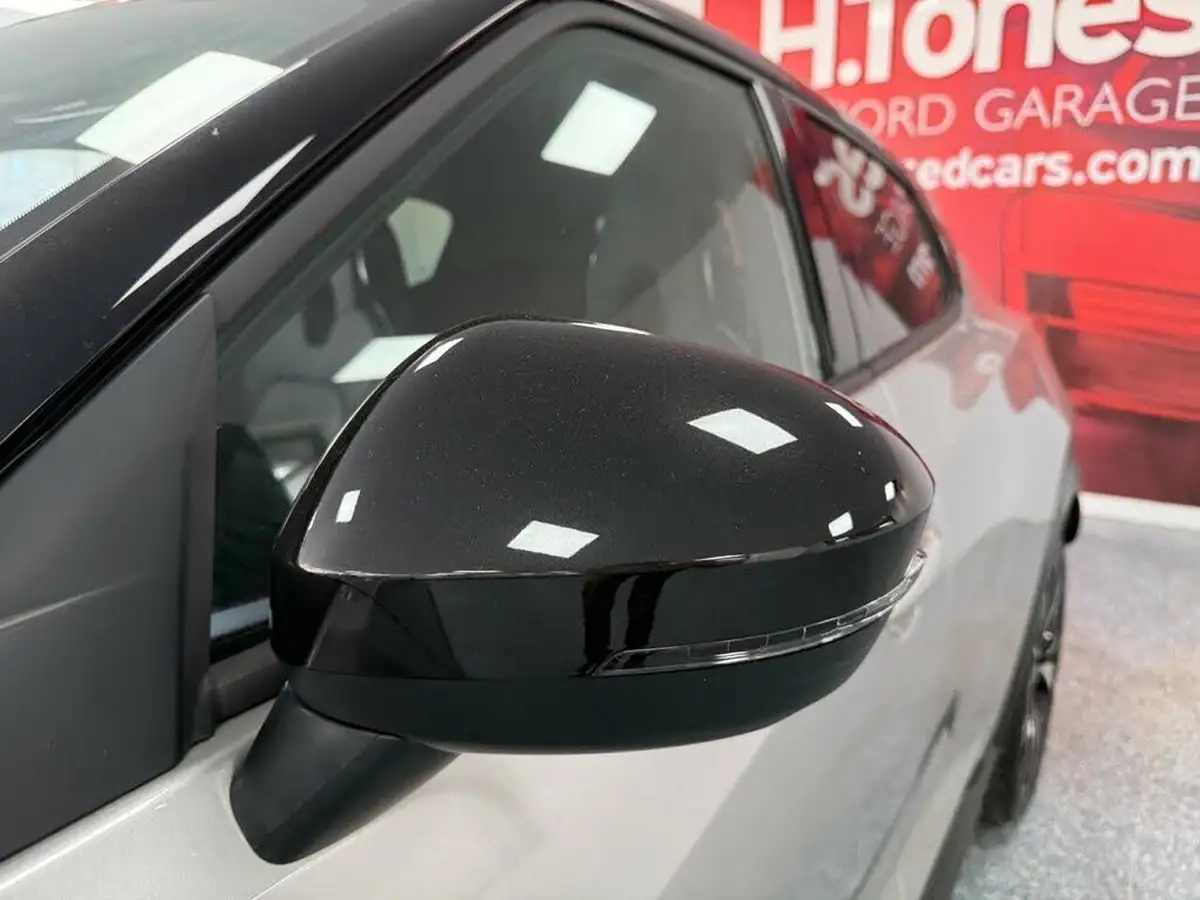 2021-nissan-juke-10-dig-t-tekna-big-21
