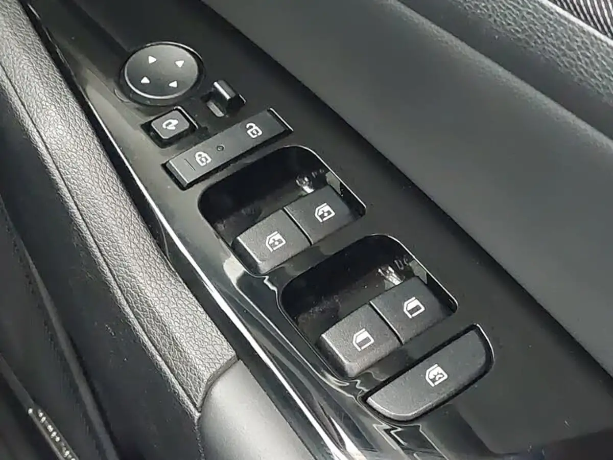 2022-kia-sportage-16-t-gdi-awd-4-48v-dct-big-17