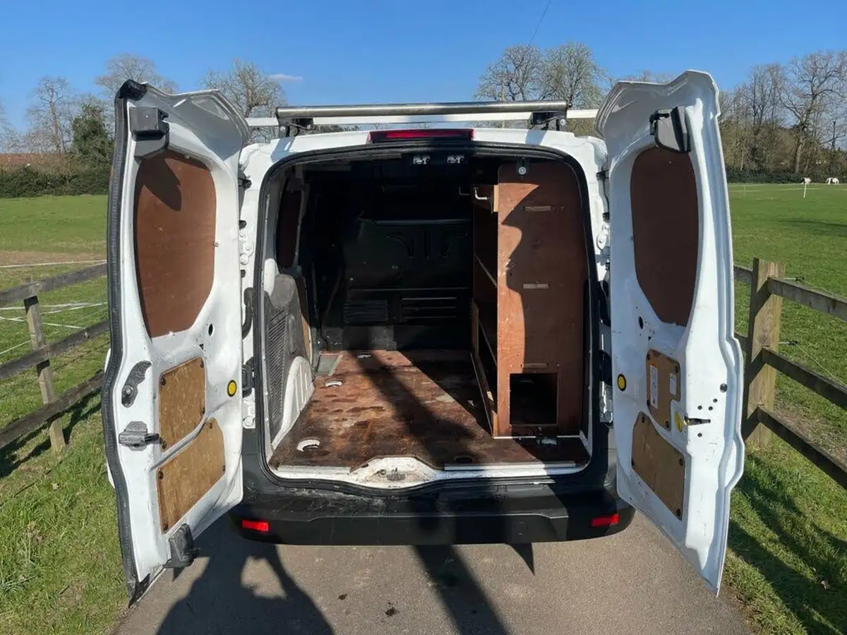 2019-ford-transit-connect-15-ecoblue-l1-200-base-100pseu6dt-panel-big-13