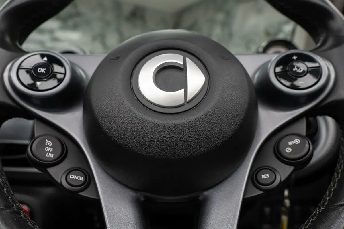 2018-smart-fortwo-10-prime-70bhp-premiumss-cabriolet-twinamic-big-23
