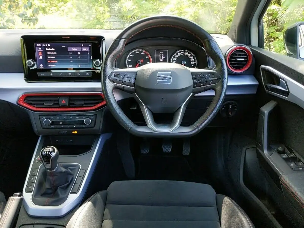 2022-seat-arona-10-tsi-fr-edition-big-6