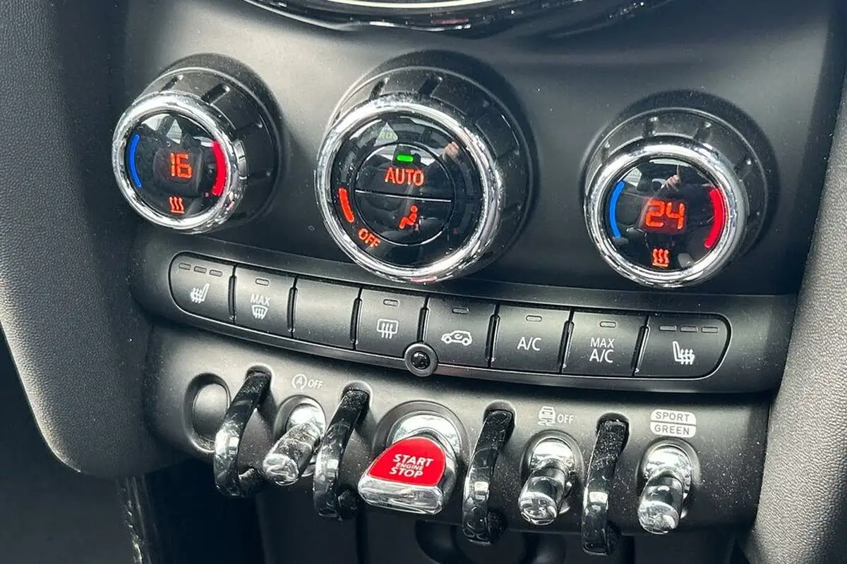 2021-mini-cooper-20-john-cooper-works-hatchback-3d-auto-big-37