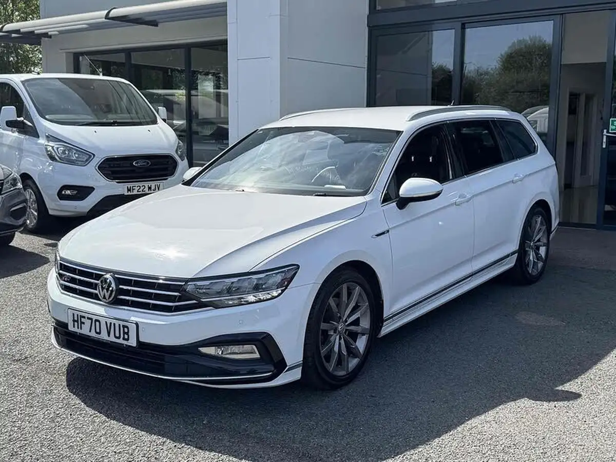 2020-volkswagen-passat-15-tsi-r-line-estate-5d-dsg-big-42