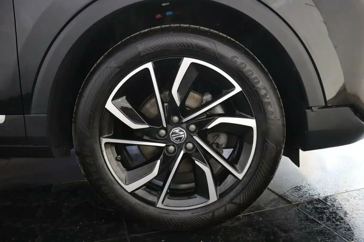 2022-mg-zs-suv-15-vti-tech-exclusive-big-31