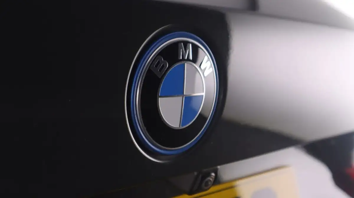 2022-bmw-3-series-20-330e-m-sport-pro-edition-touring-5d-big-20