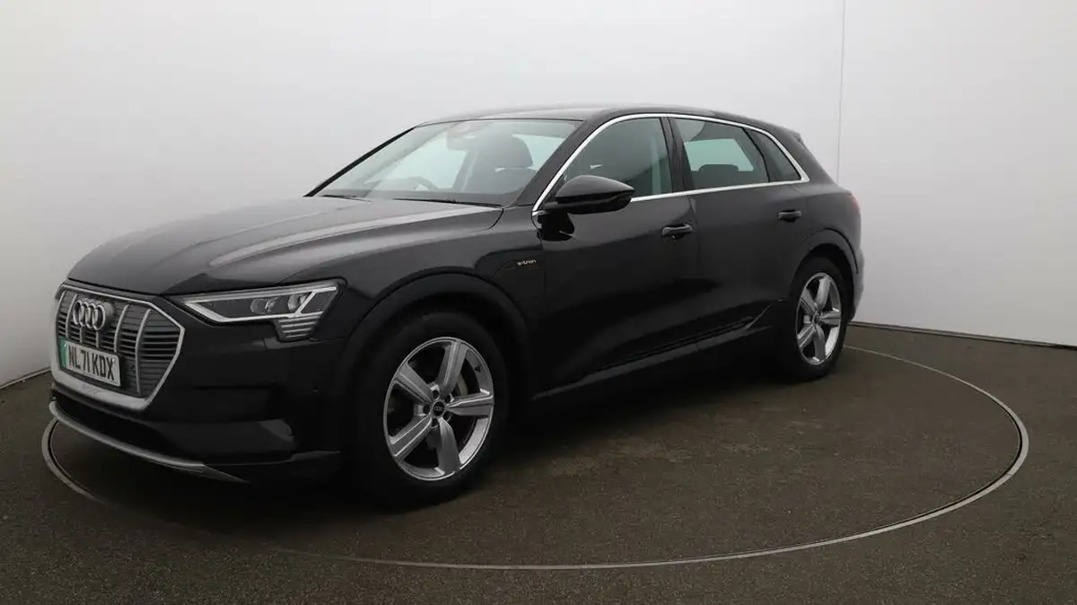 2021-audi-e-tron-50e-technik-station-wagon-big-62