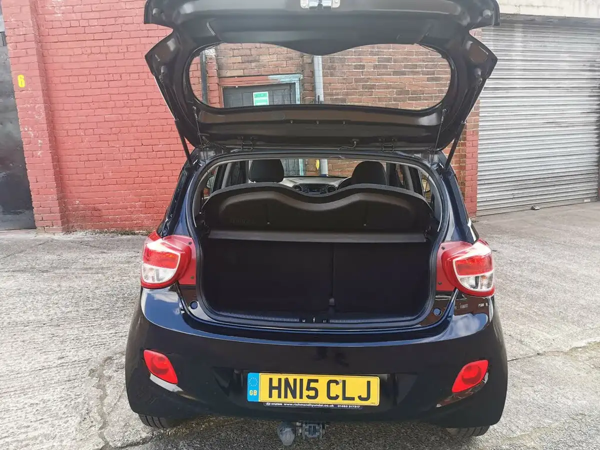 2015-hyundai-i10-10-premium-big-7