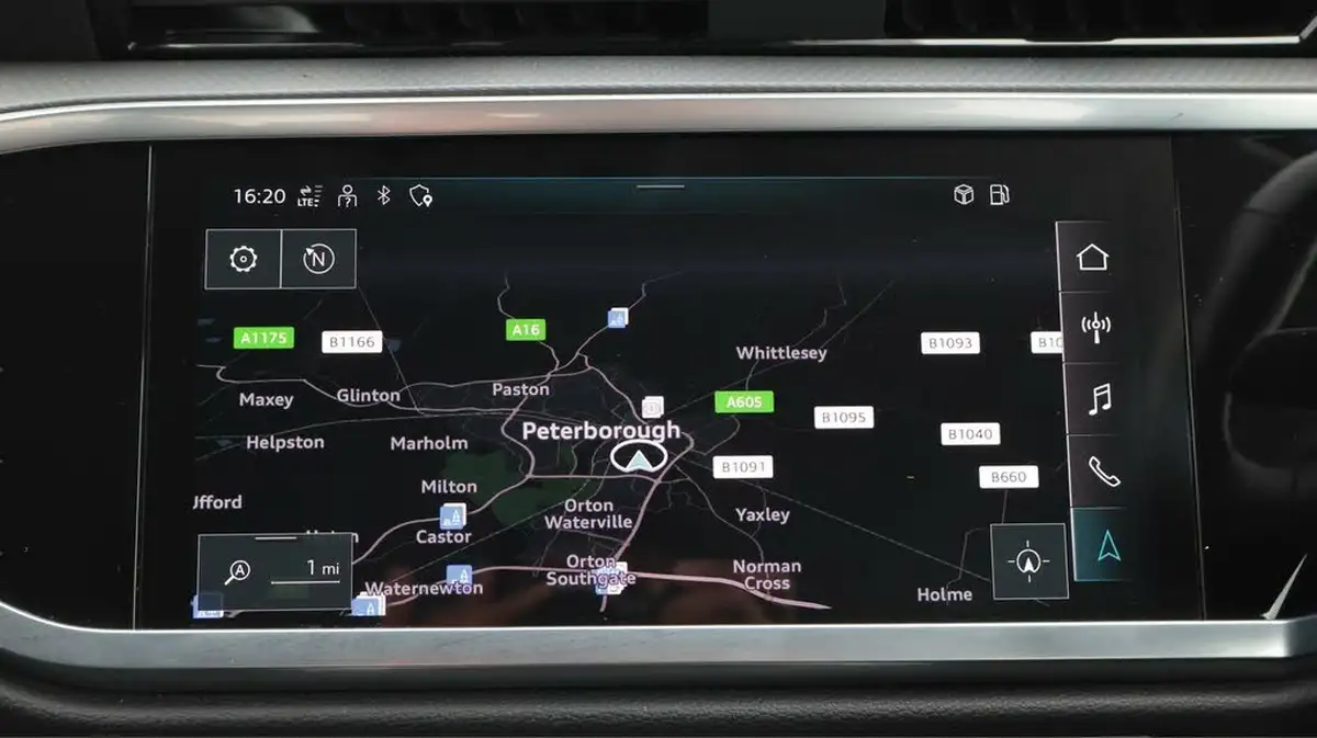 2022-audi-q3-20-35-tdi-technik-big-11