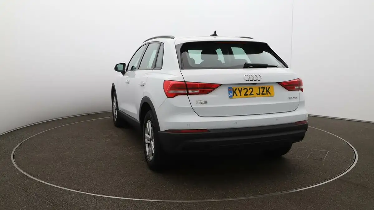 2022-audi-q3-20-35-tdi-technik-big-52