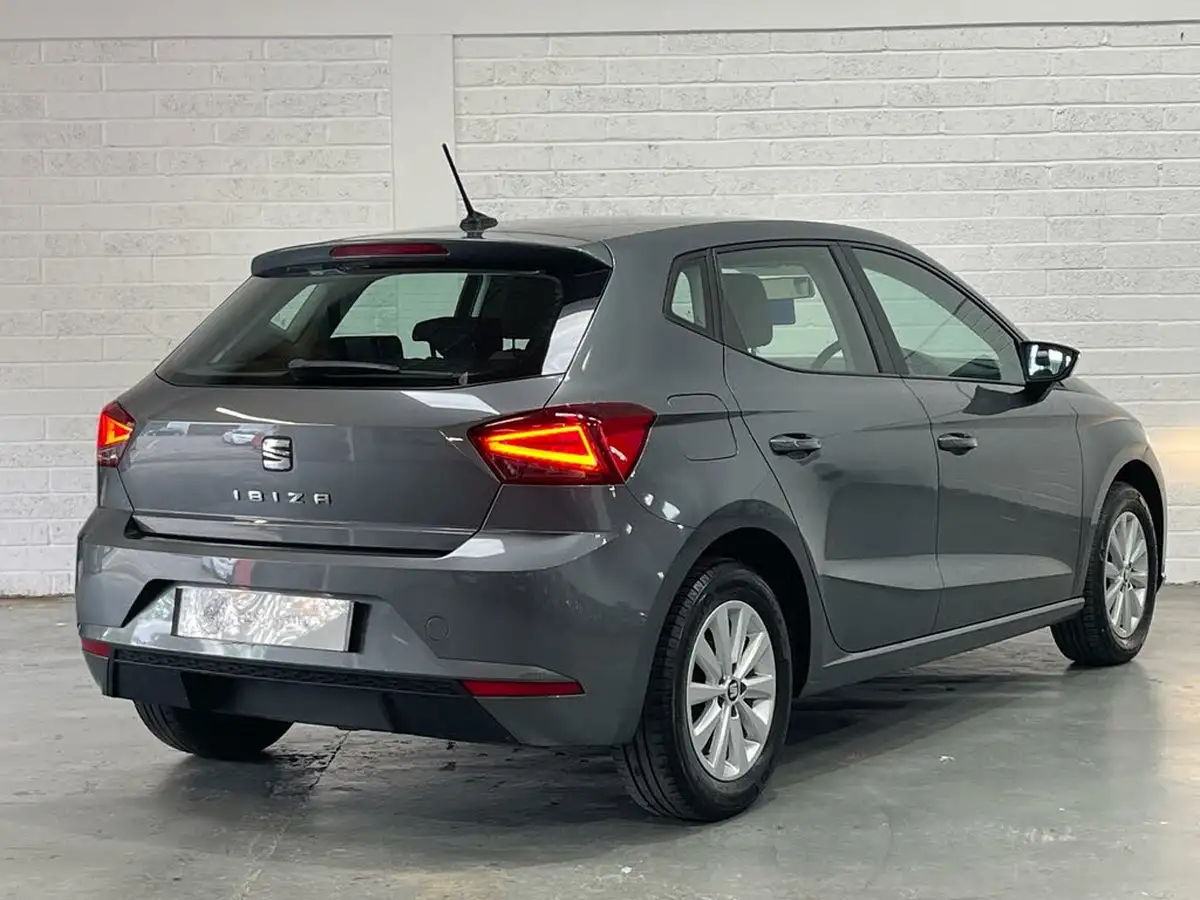 2018-seat-ibiza-10-se-technology-ss-big-3