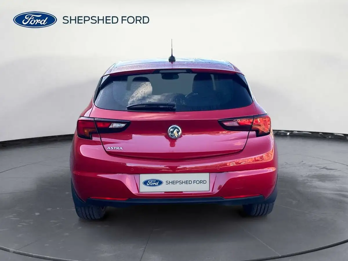 2021-vauxhall-astra-12-turbo-griffin-edition-hatchback-big-4