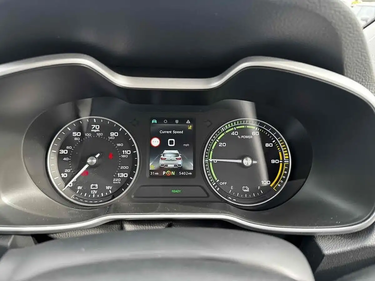 2020-mg-zs-suv-e-excite-ev-big-34