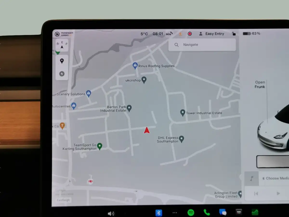 2021-tesla-model-3-e-long-range-awd-big-4