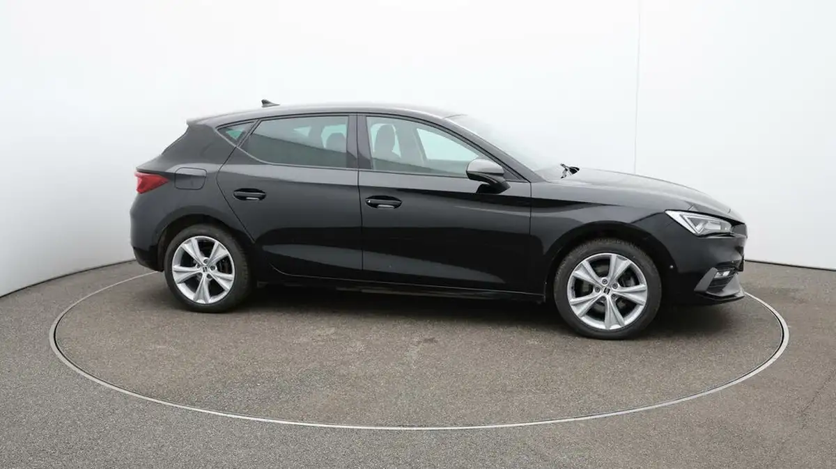 2020-seat-leon-14-e-hybrid-fr-hatchback-big-48
