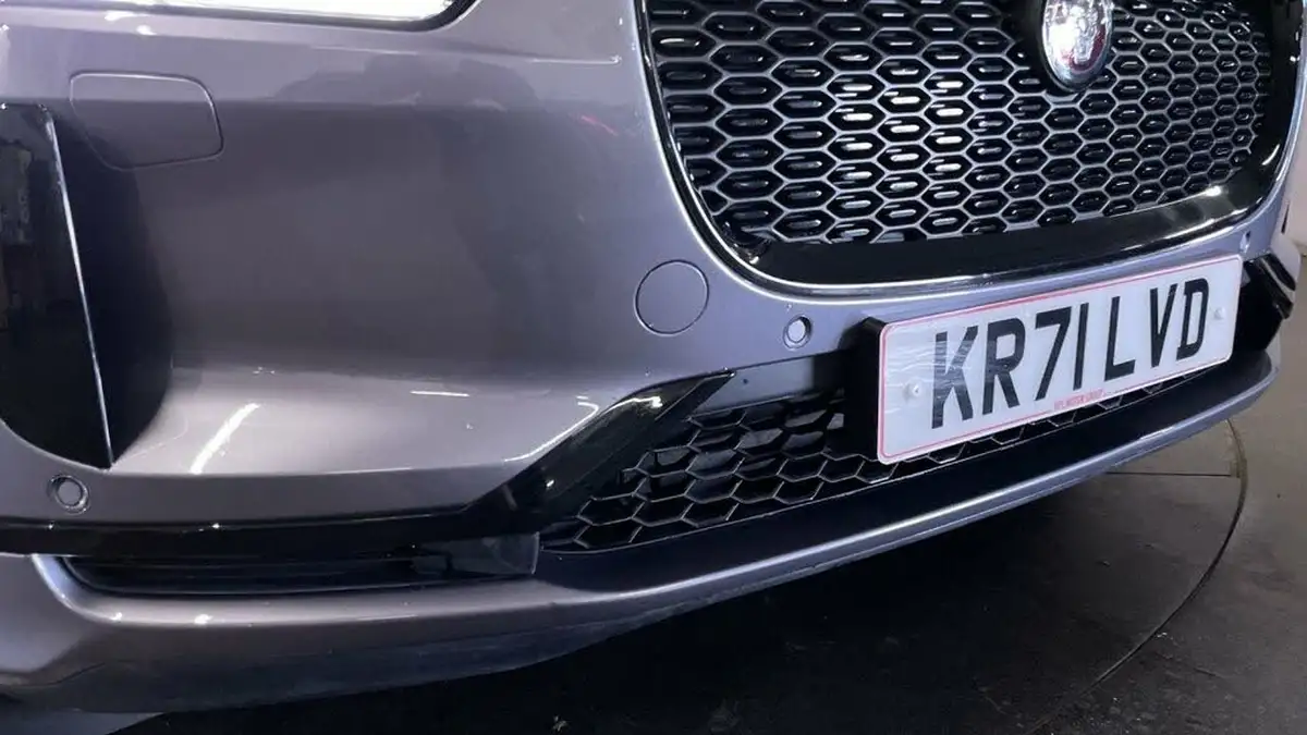 2022-jaguar-i-pace-ev400-black-big-10