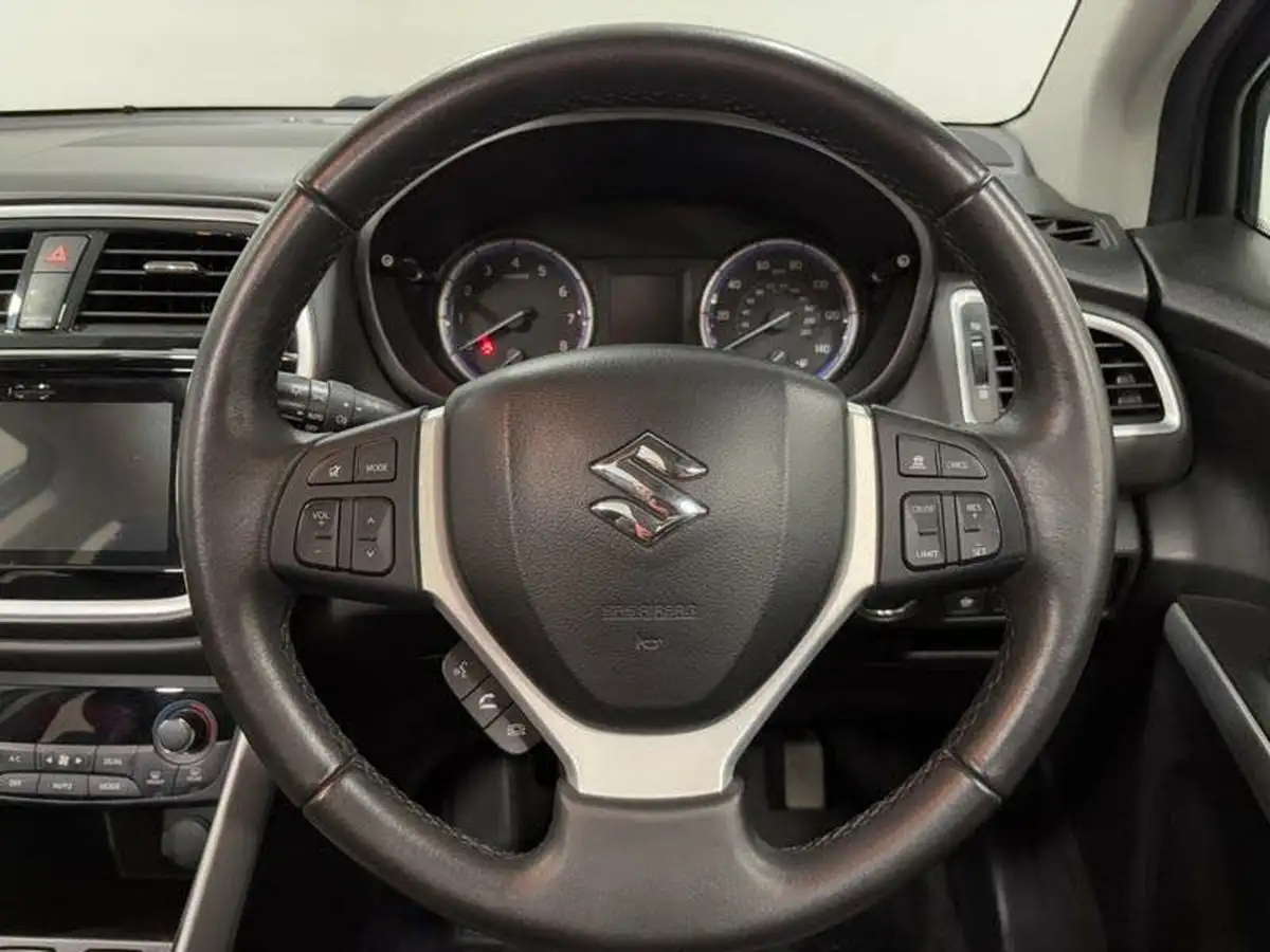 2019-suzuki-s-cross-14-boosterjet-sz5-allgrip-big-12