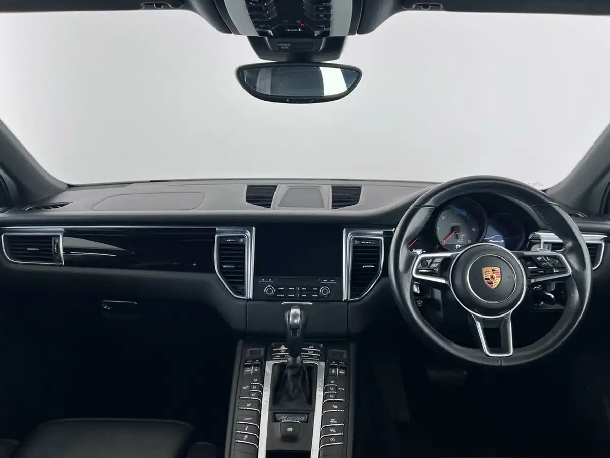 2018-porsche-macan-30td-s-big-25