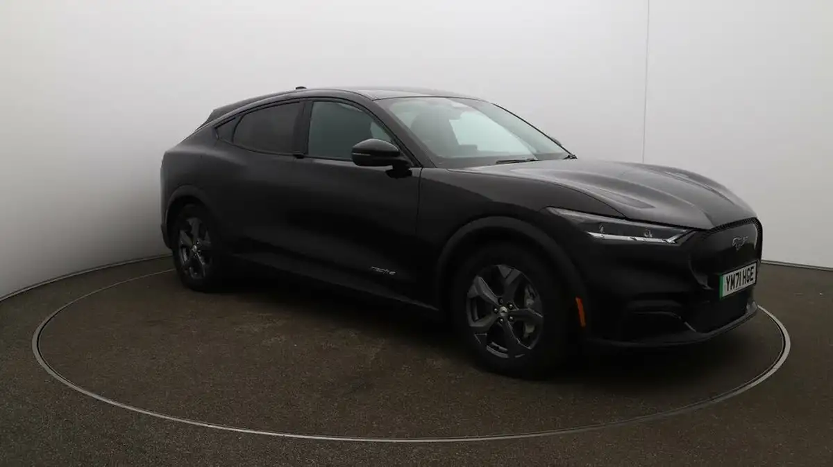 2022-ford-mustang-mach-e-e-standard-range-big-35