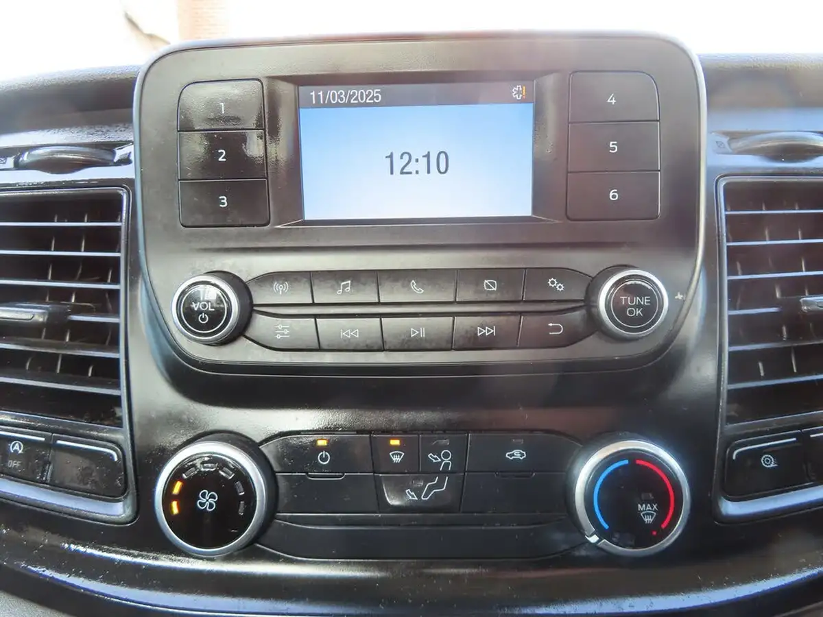 2022-ford-transit-20tdci-350-l2h1-leader-130pseu6dt-fwd-cab-big-20