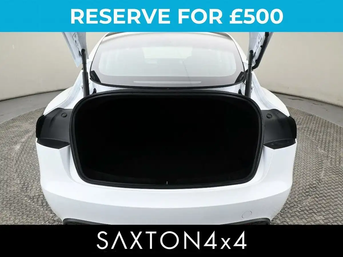 2024-tesla-model-3-big-11