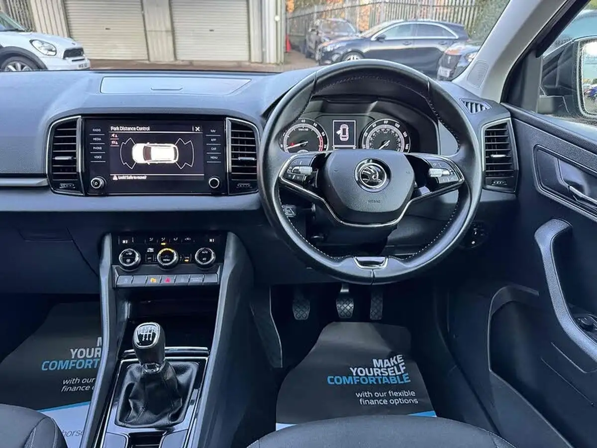 2022-skoda-karoq-15-tsi-se-technology-big-25