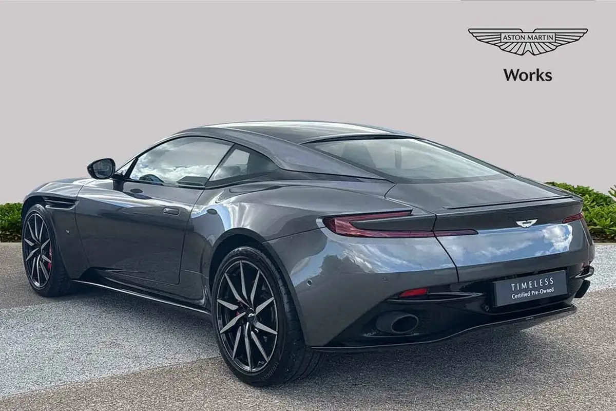 2017-aston-martin-db11-52-v12-launch-edition-big-1