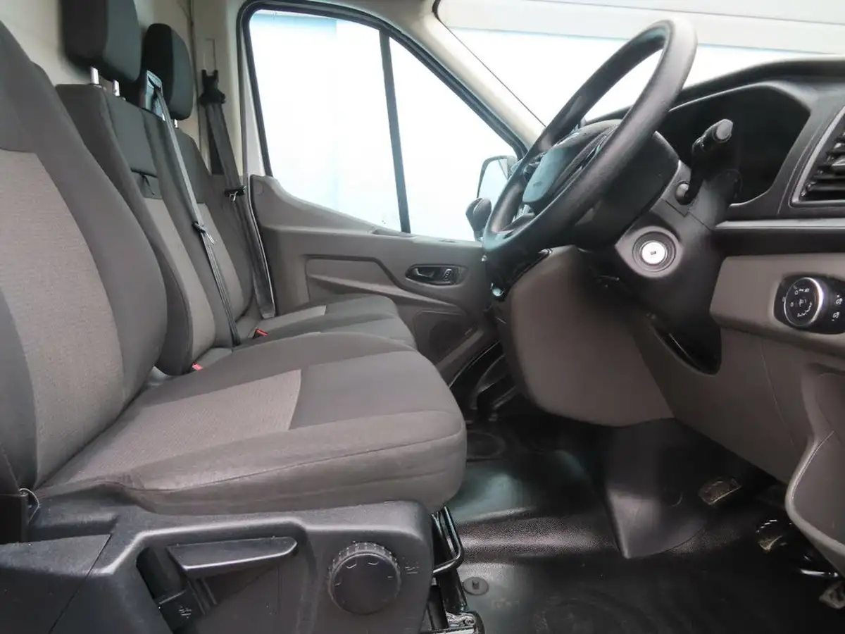 2022-ford-transit-20tdci-350-l3h3-leader-130pseu6dt-rwd-panel-van-big-32