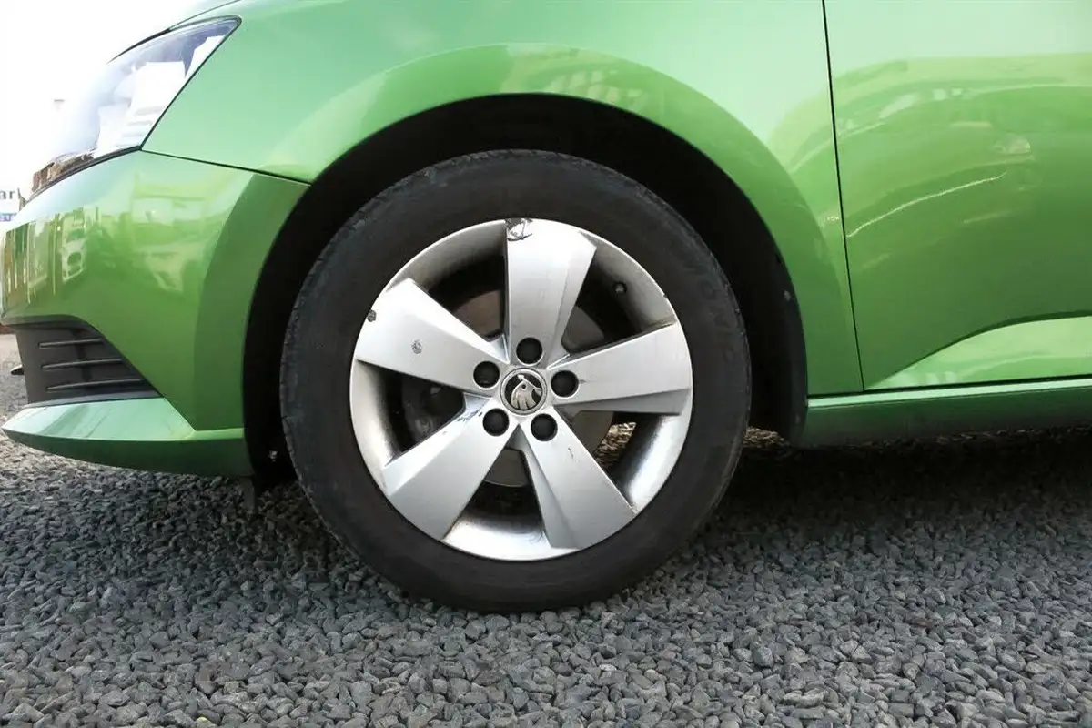 2016-skoda-fabia-12-tsi-se-90ps-hatchback-big-13