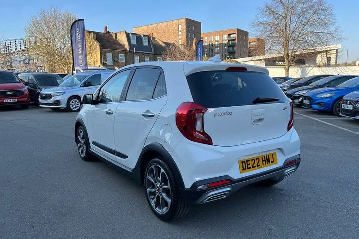 2022-kia-picanto-10-x-line-s-big-32