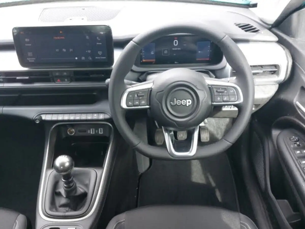 2025-jeep-avenger-12-gse-summit-big-6