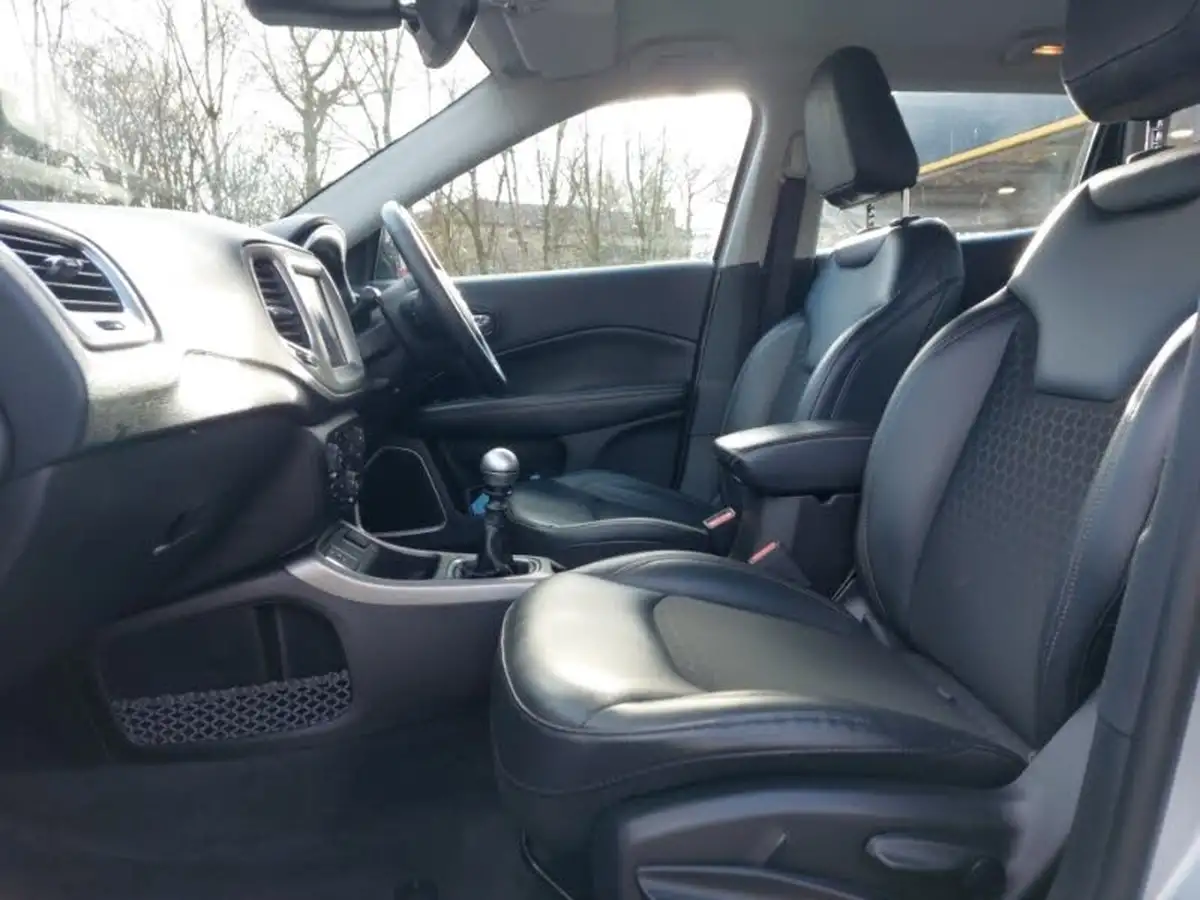 2019-jeep-compass-14-multiair-ii-longitude-big-4