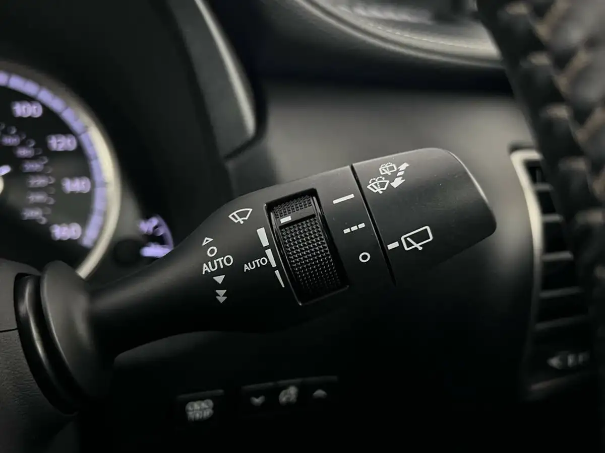 2017-lexus-nx-300h-25-f-sport-big-31