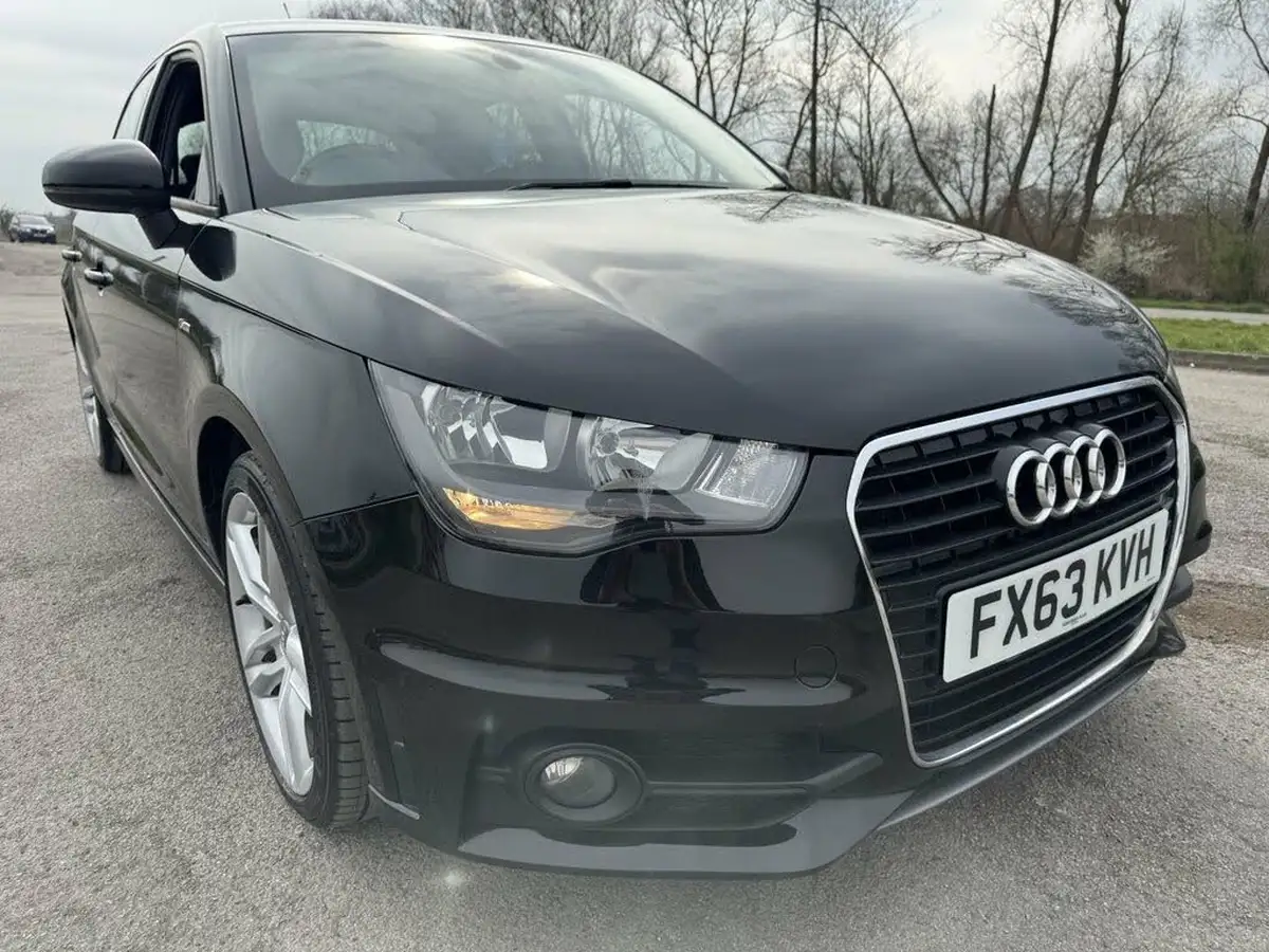 2013-audi-a1-14-s-line-tfsi-122ps-sportback-5d-1390cc-big-38