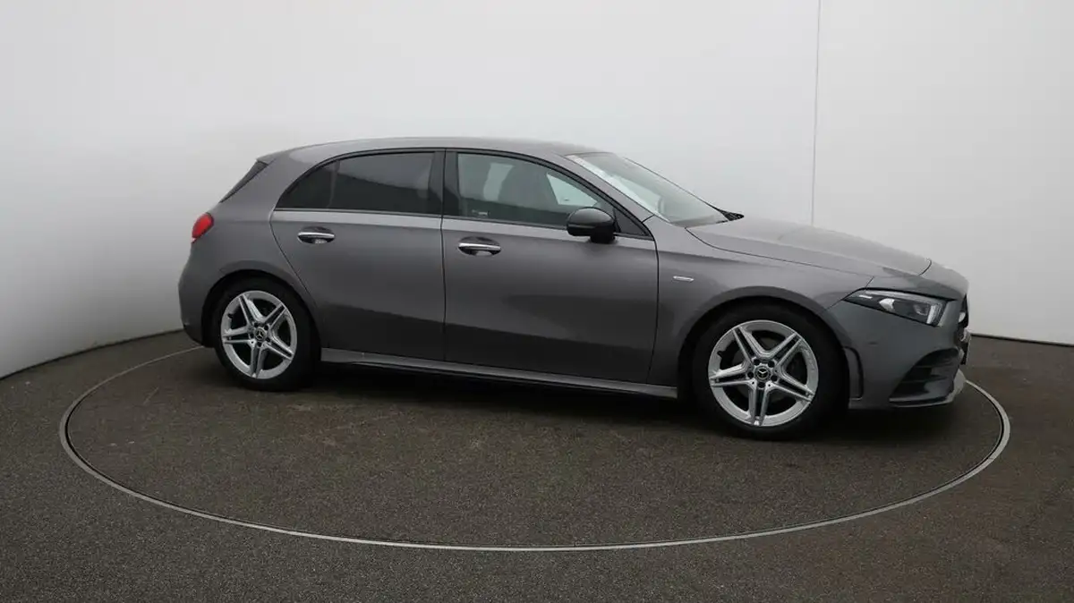2022-mercedes-benz-a-class-13-a200-amg-line-premium-plus-edition-hatchback-5d-7g-dct-big-41