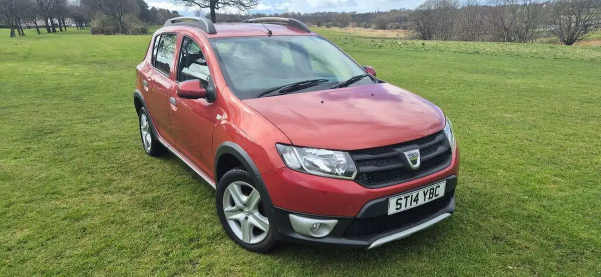 2014-dacia-sandero-stepway-09-ambiance-big-7