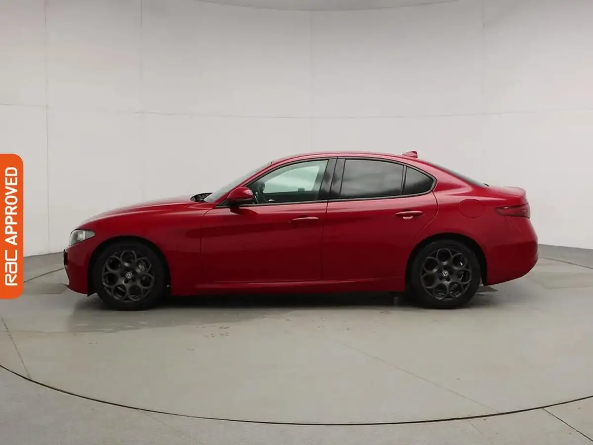 2018-alfa-romeo-giulia-20-super-big-32