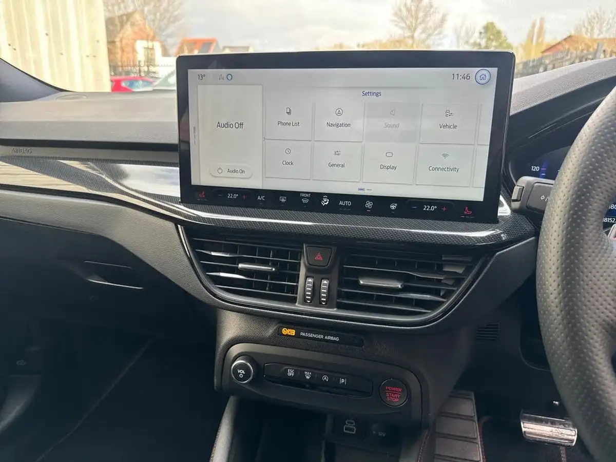 2022-ford-focus-23t-st-hatchback-auto-big-18