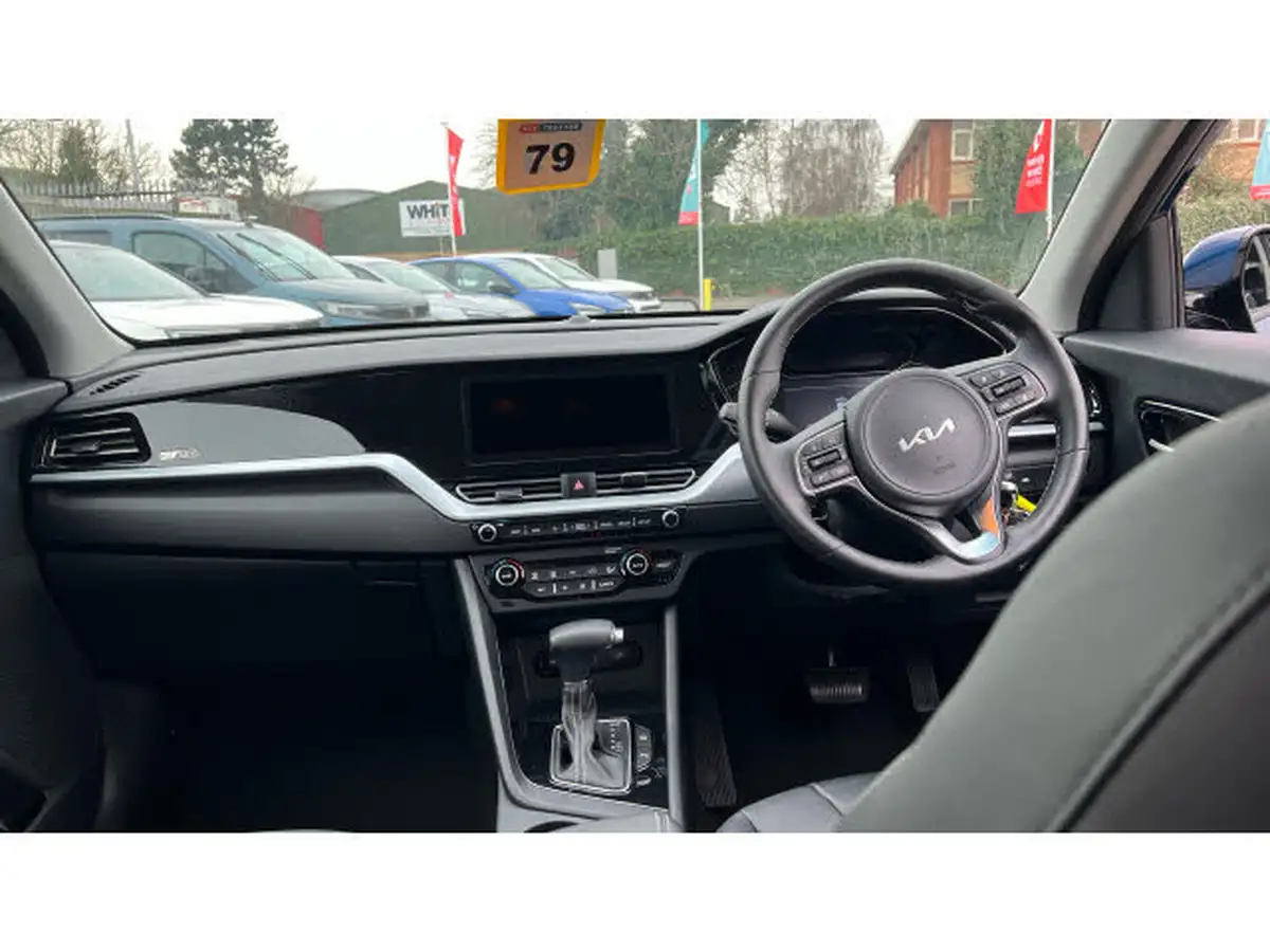 2022-kia-niro-16-gdi-3-156kwh-big-9