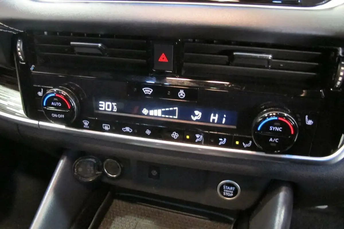 2021-nissan-qashqai-13-dig-t-tekna-xtronic-big-33
